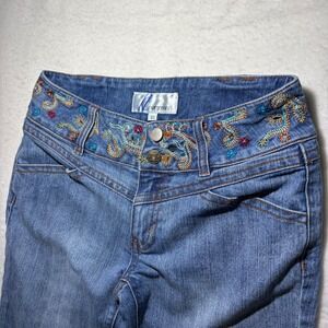Charmiss Paris Women Blue Embroidered Cropped Jeans Size 40 Boho Denim Capris